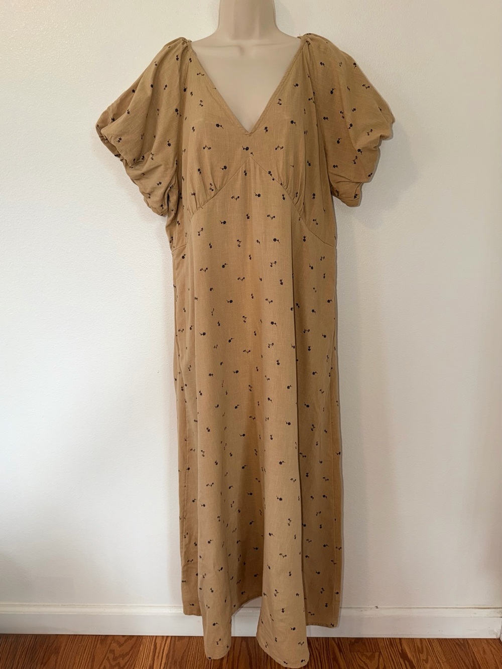 Universal Thread Camel Maxi Dress with Puff Sleeves